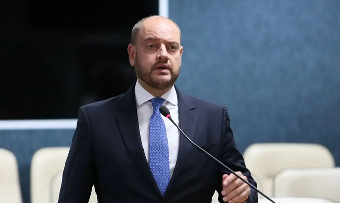 Ricardo Couto promove mudanças estratégicas no primeiro escalão do governo do Rio