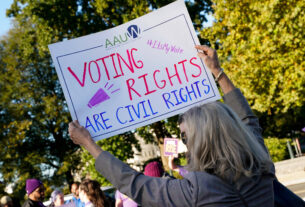 Elizabeth Frantz/REUTERS