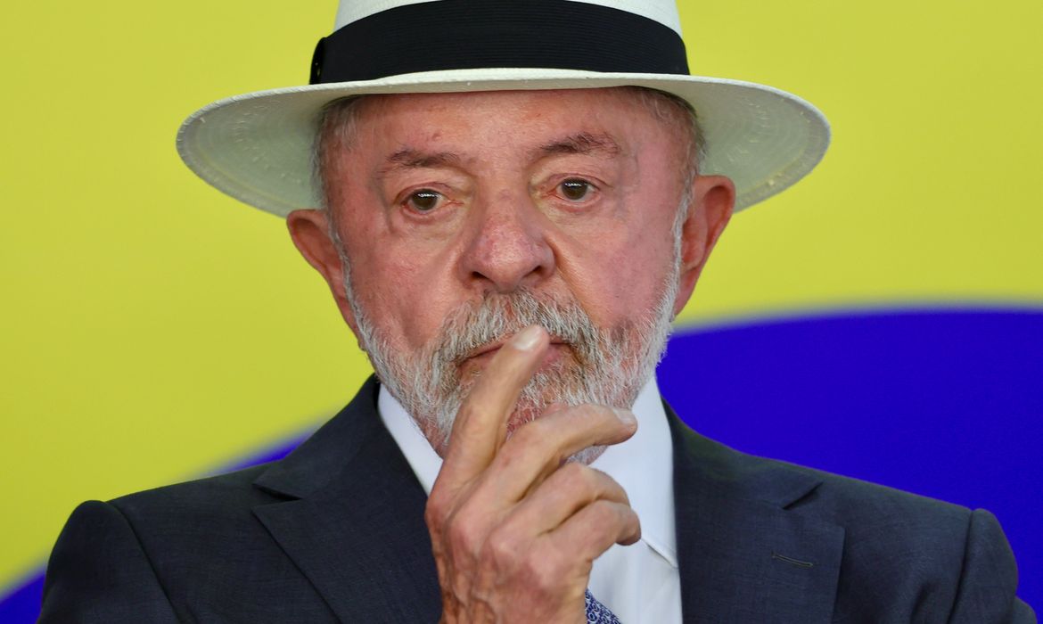 todos. A detenção dos ativistas da flotilha em águas internacionais já havia rep