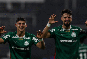 ting Cristal pelo placar de 2 a 0, na noite desta terça-feira (5) no estádio Ale