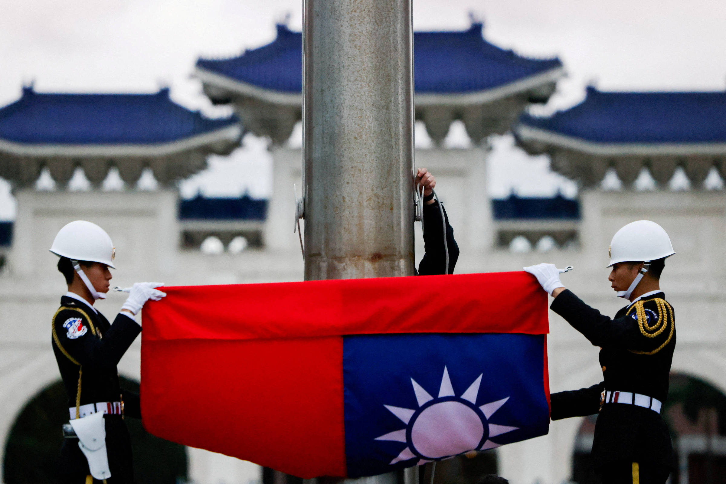 Ann Wang/Reuters