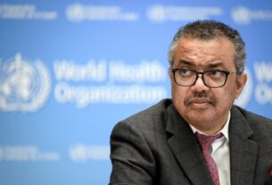 monitorar a saúde de cada um deles. “A OMS está ciente de relatos de um pequeno