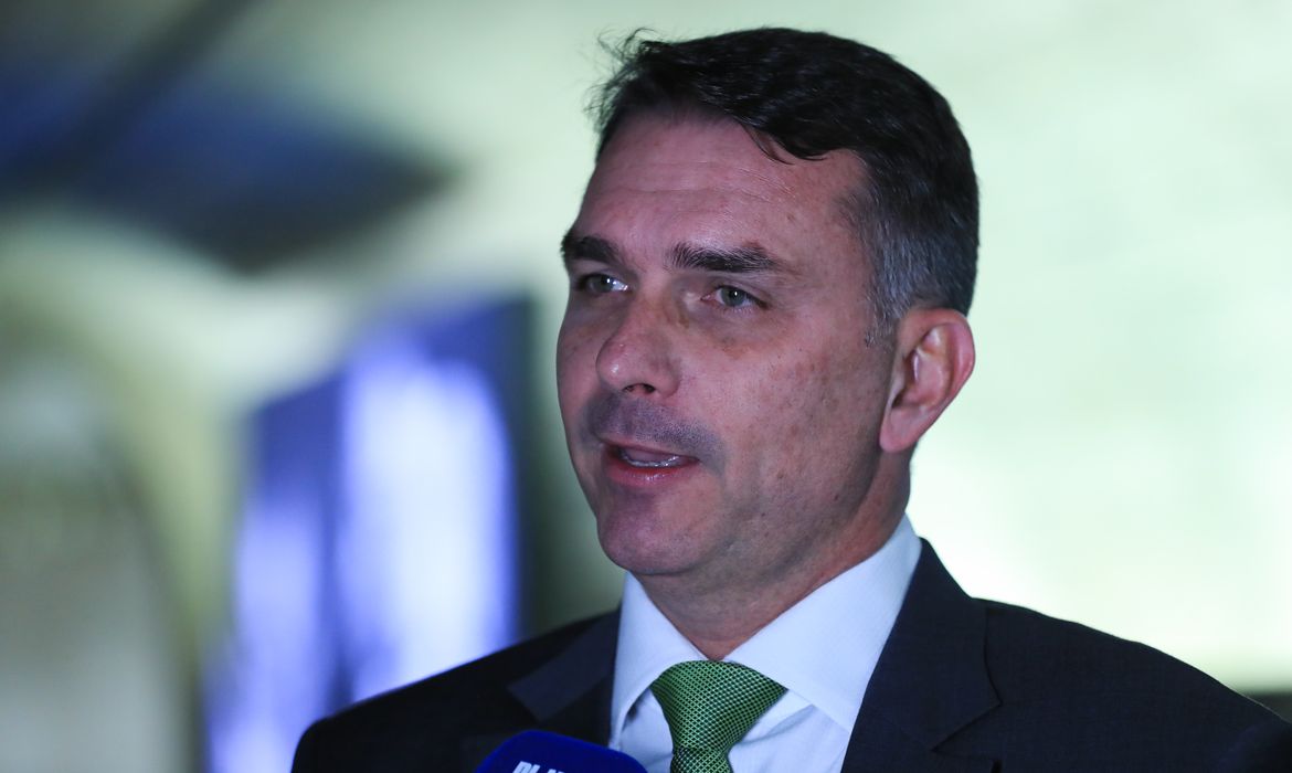 tagem do site The Intercept Brasil que revelou que o senador Flávio Bolsonaro te