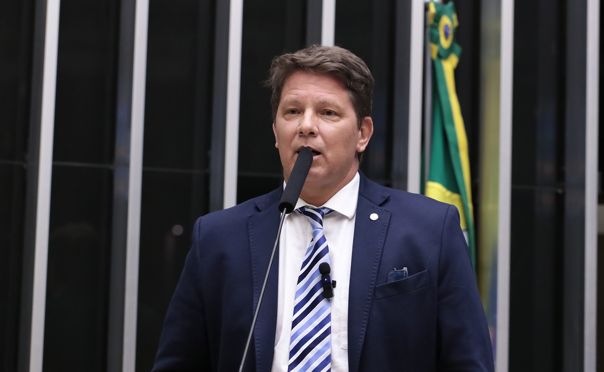 Câmara dos Deputados )