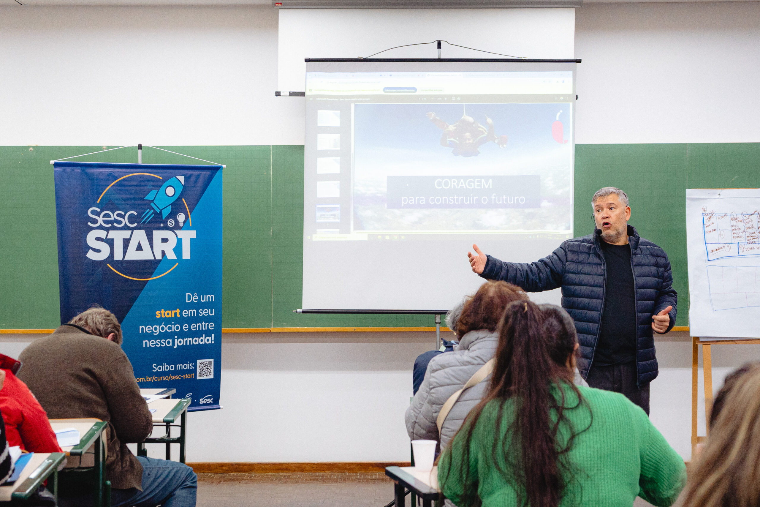 Uma das aulas presenciais de 2025 do Sesc Start