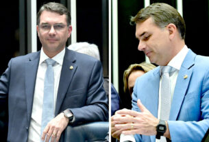 Flávio Bolsonaro troca relógio para modelo mais simples.