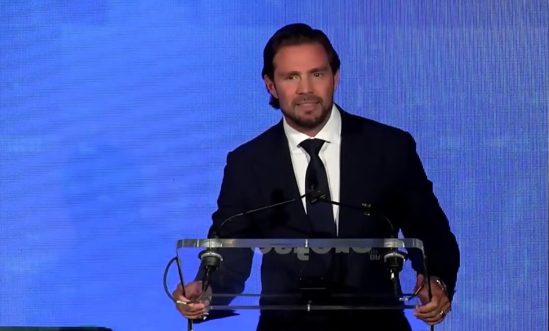 Daniel Vorcaro, ex-dono do Banco Master (Foto: Reprodução / Youtube / Esfera Brasil