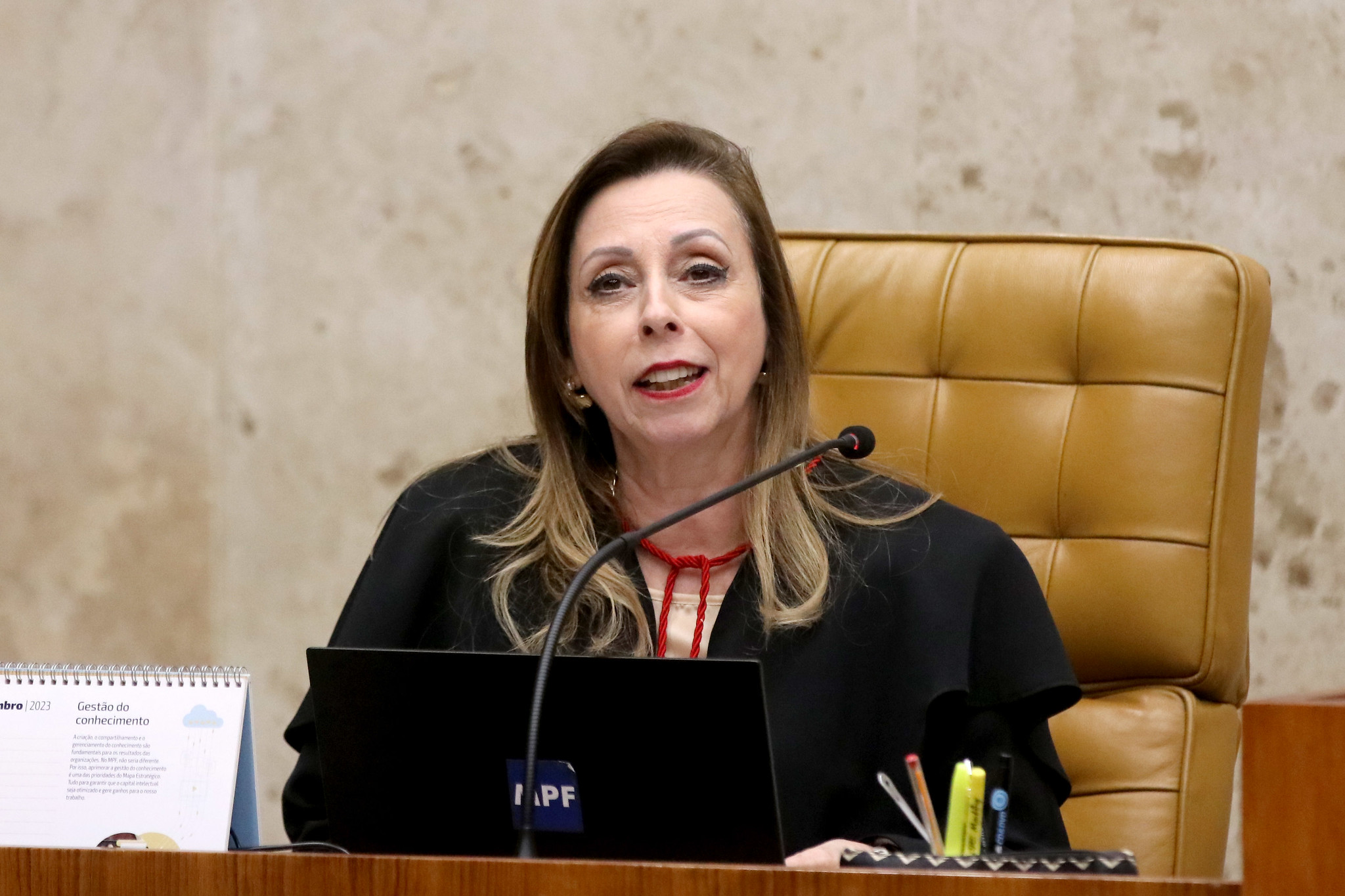 PGR recorre contra fim da aposentadoria compulsória como punição para juízes
