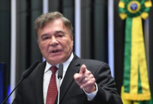 Alvaro Dias articula chapa Psd-mdb com Greca vice para 2026 no Paraná