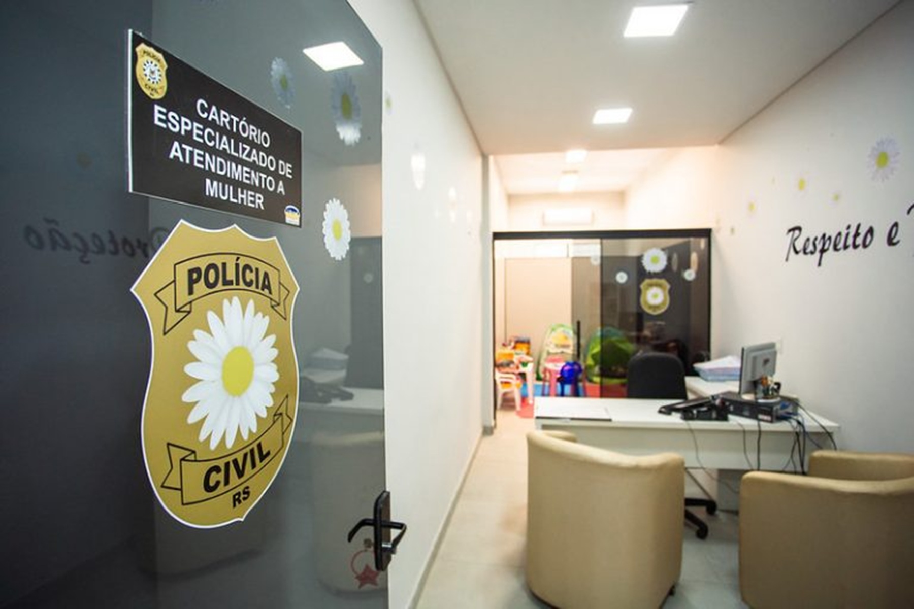 Especialistas apontam que reclassificação de crimes distorce alta do feminicídio em 2025