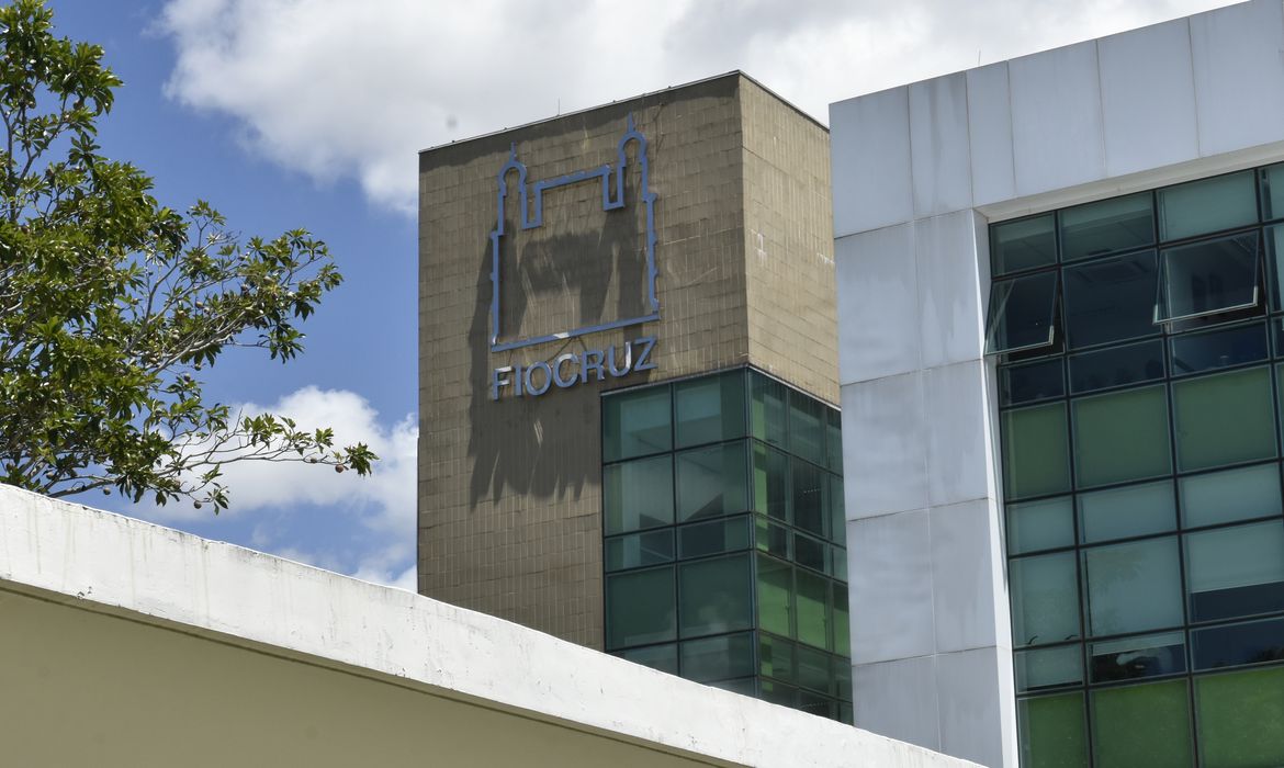 Fiocruz e MSD selam parceria para produção nacional de antirretroviral contra HIV