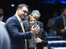 Flávio Bolsonaro intensifica busca por vice após recusa do PP a Tereza Cristina