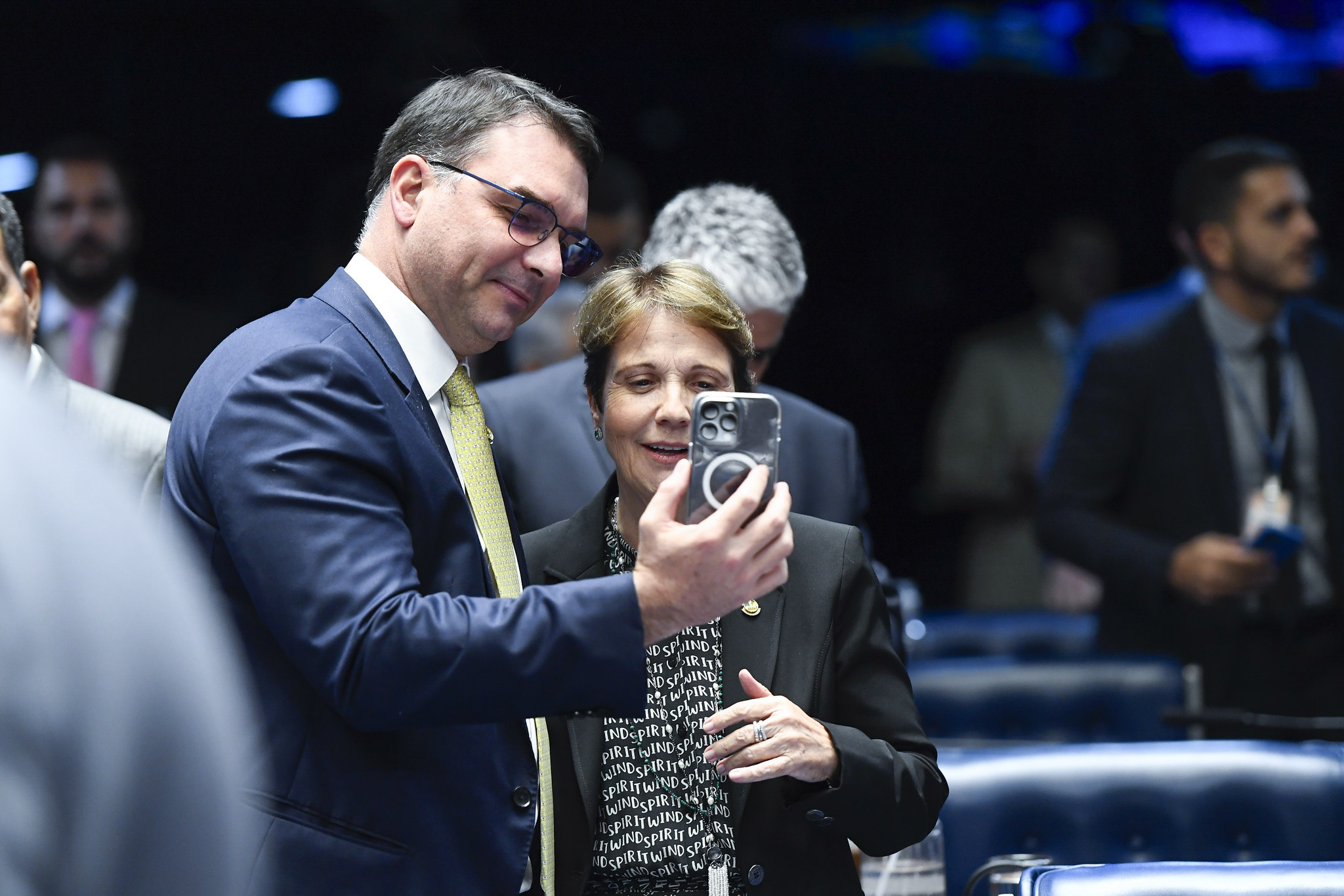 Flávio Bolsonaro intensifica busca por vice após recusa do PP a Tereza Cristina
