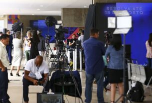 FNDC lança carta e convoca candidatos a compromisso com comunicação democrática