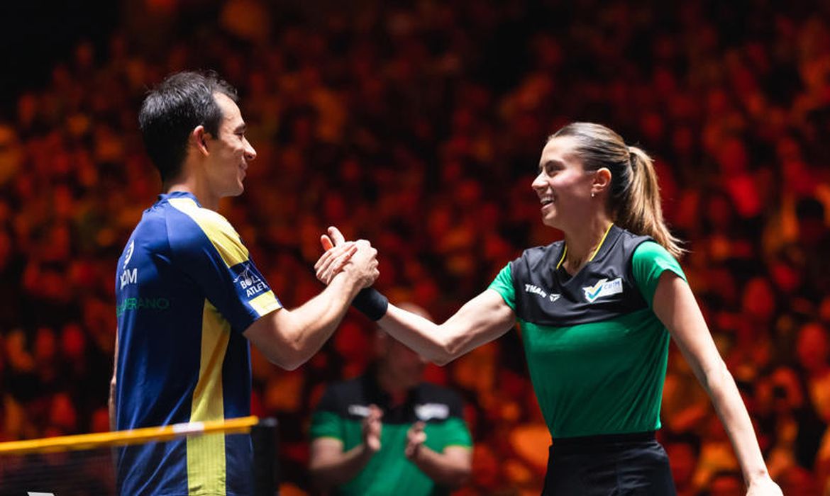 Hugo Calderano e Bruna Takahashi avançam à final do WTT Star Contender em São Paulo