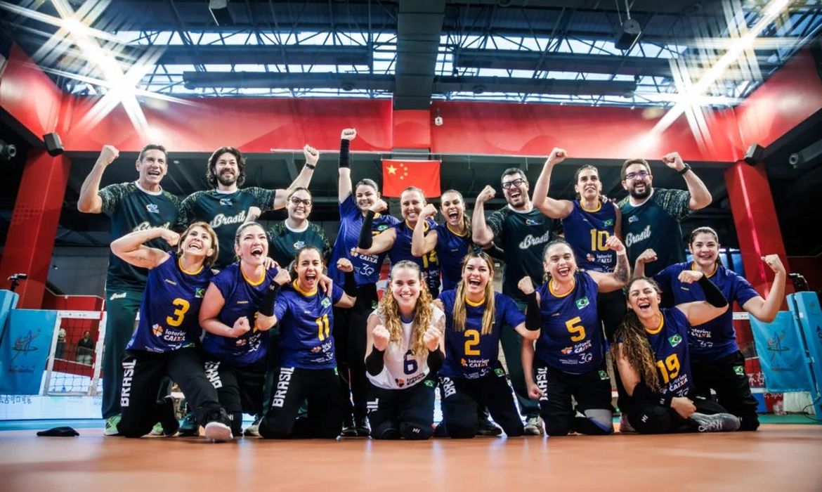 Brasil supera China e busca o bicampeonato mundial de vôlei sentado