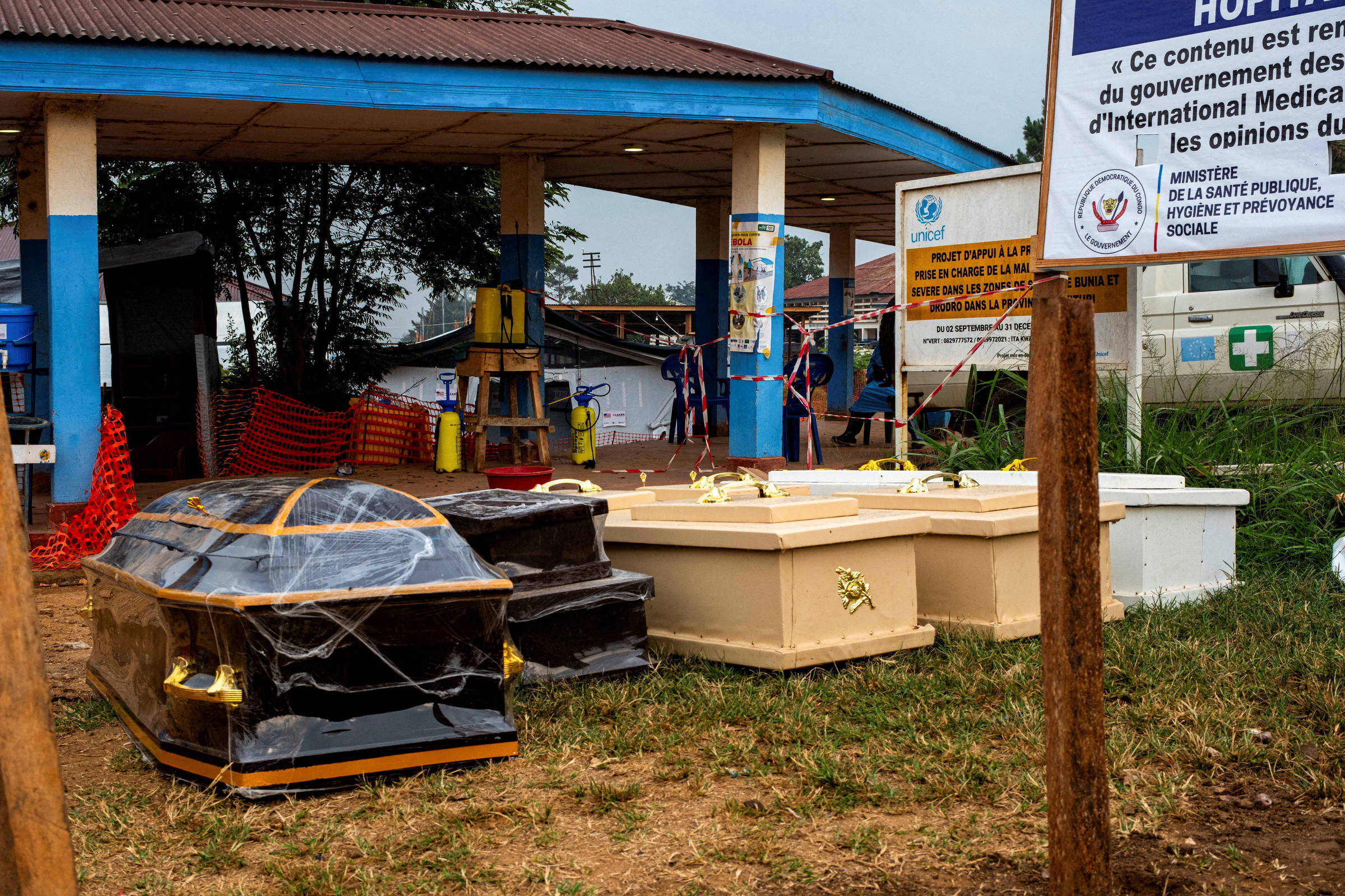 RDC enfrenta desafio crítico com transporte de corpos de vítimas de ebola, alerta ONU