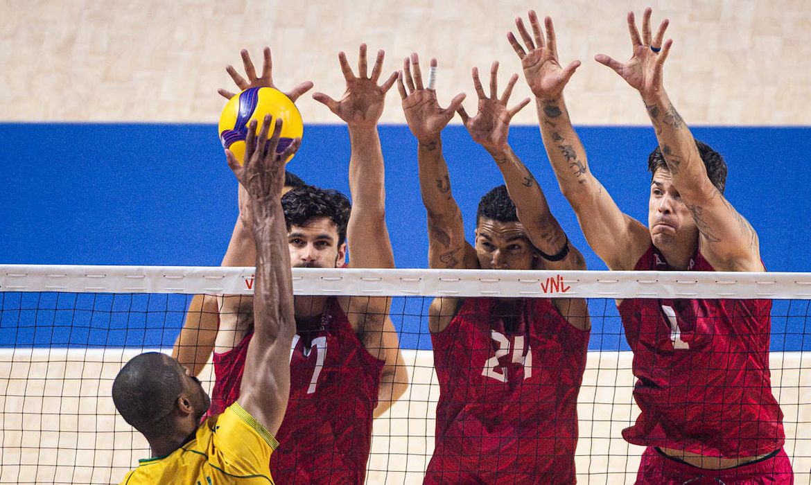 Revés contra os EUA coloca Brasil sob pressão na reta final da Liga das Nações de Vôlei