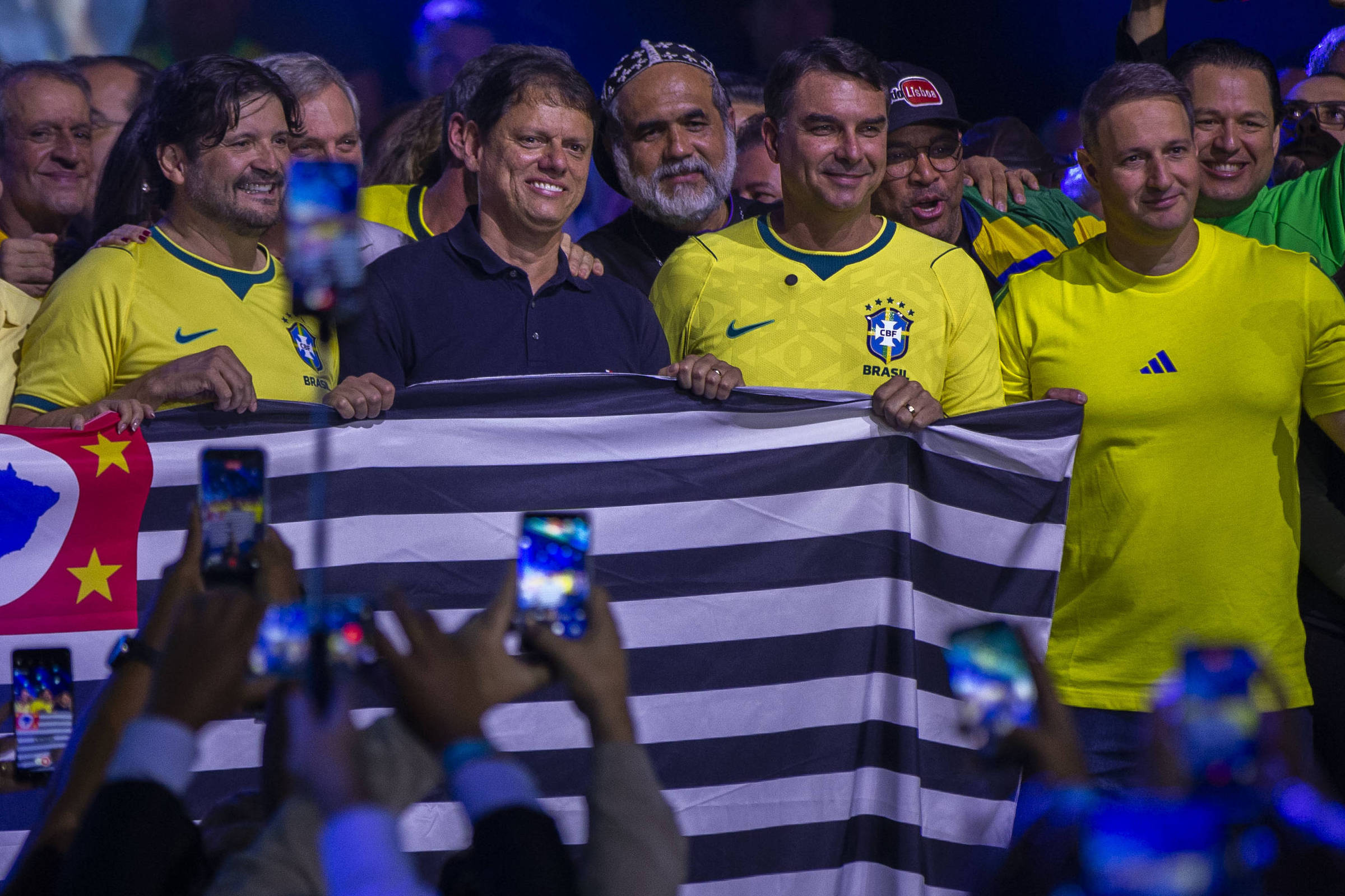 União-pp São Paulo define apoio a Flávio Bolsonaro e oficializa Tarcísio e Derrite em convenção