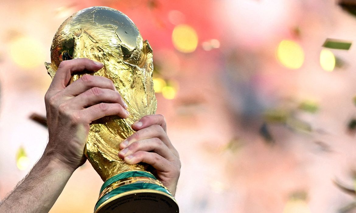 Copa do Mundo de 2030 terá seis países-sede em três continentes para celebrar centenário