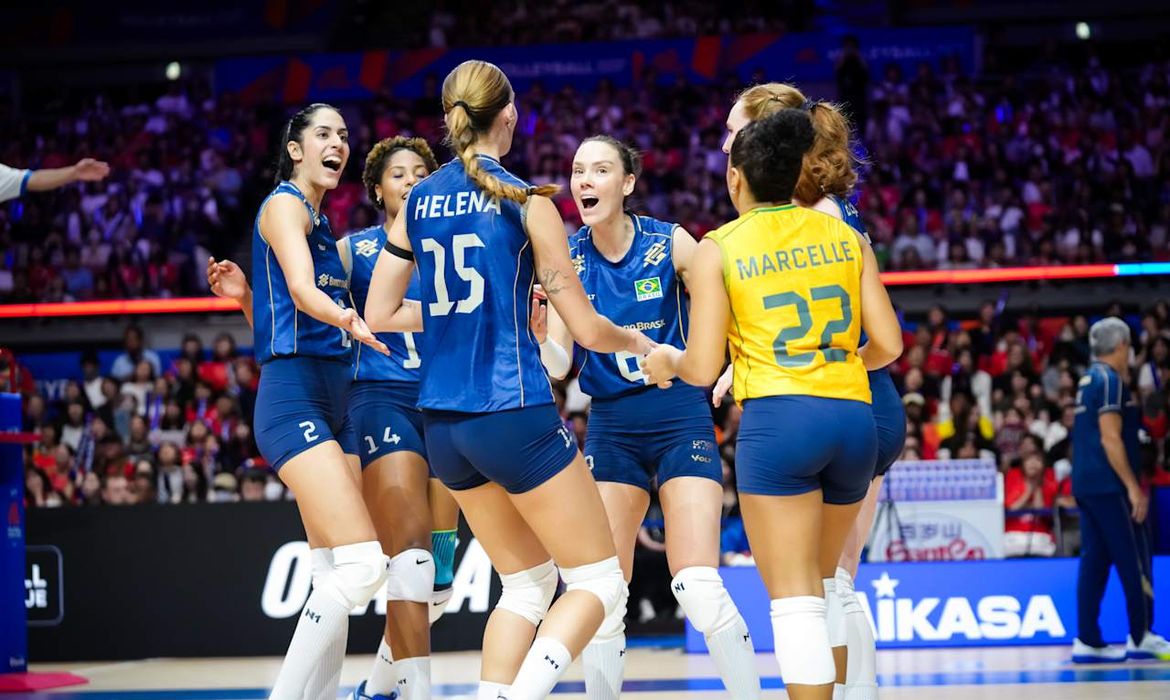 Seleção feminina de vôlei enfrenta Japão em duelo decisivo na Liga das Nações