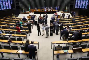 Câmara dos Deputados defende legalidade de emendas de comissão ao Supremo