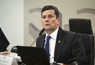 Moro projeta Flávio Bolsonaro como principal nome para derrotar Lula em 2026