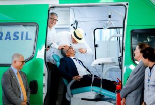 OMS destaca SUS como modelo global de saúde universal em visita ao Brasil
