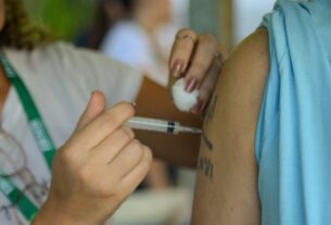 Brasil mobiliza Dia D de multivacinação para atualizar cadernetas de crianças e adolescentes