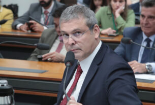 Deputado Lindbergh Farias solicita ao STF que Flávio, Eduardo e PL indenizem por impactos de tarifas americanas