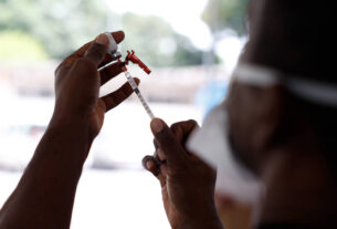 Dia D de multivacinação mobiliza o país neste sábado com foco em 20 doenças