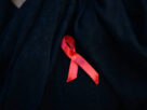 Diagnóstico tardio de HIV é mais frequente em heterossexuais casados, aponta estudo