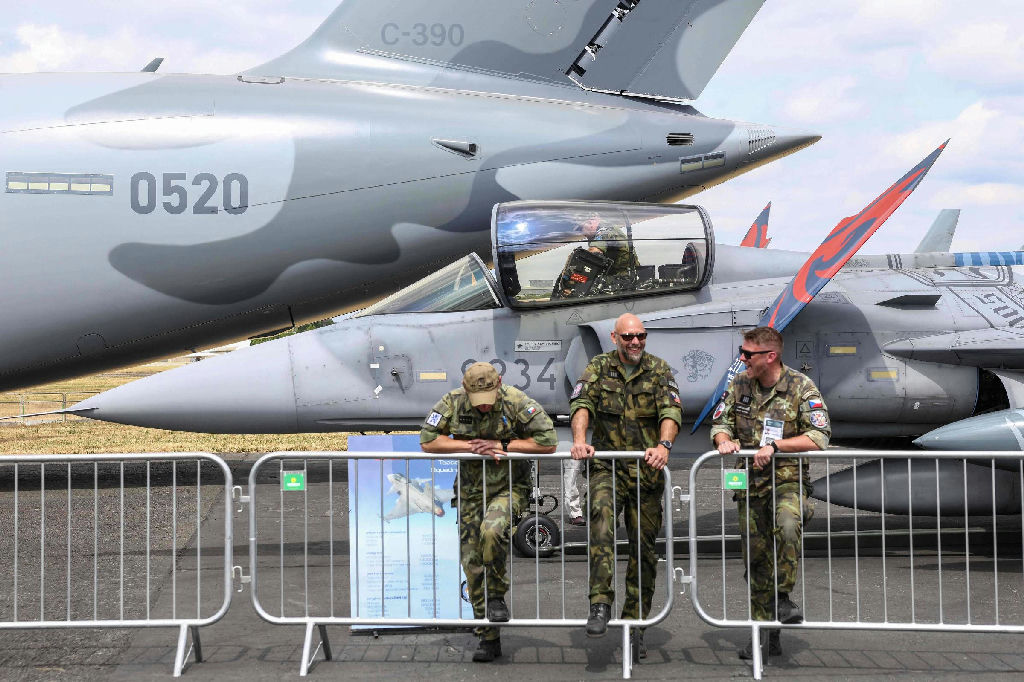 Drones de combate e IA: a nova era da guerra aérea com tecnologia de furtividade