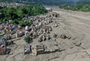 Enchentes devastadoras no Nepal deixam 22 mortos e centenas de desaparecidos