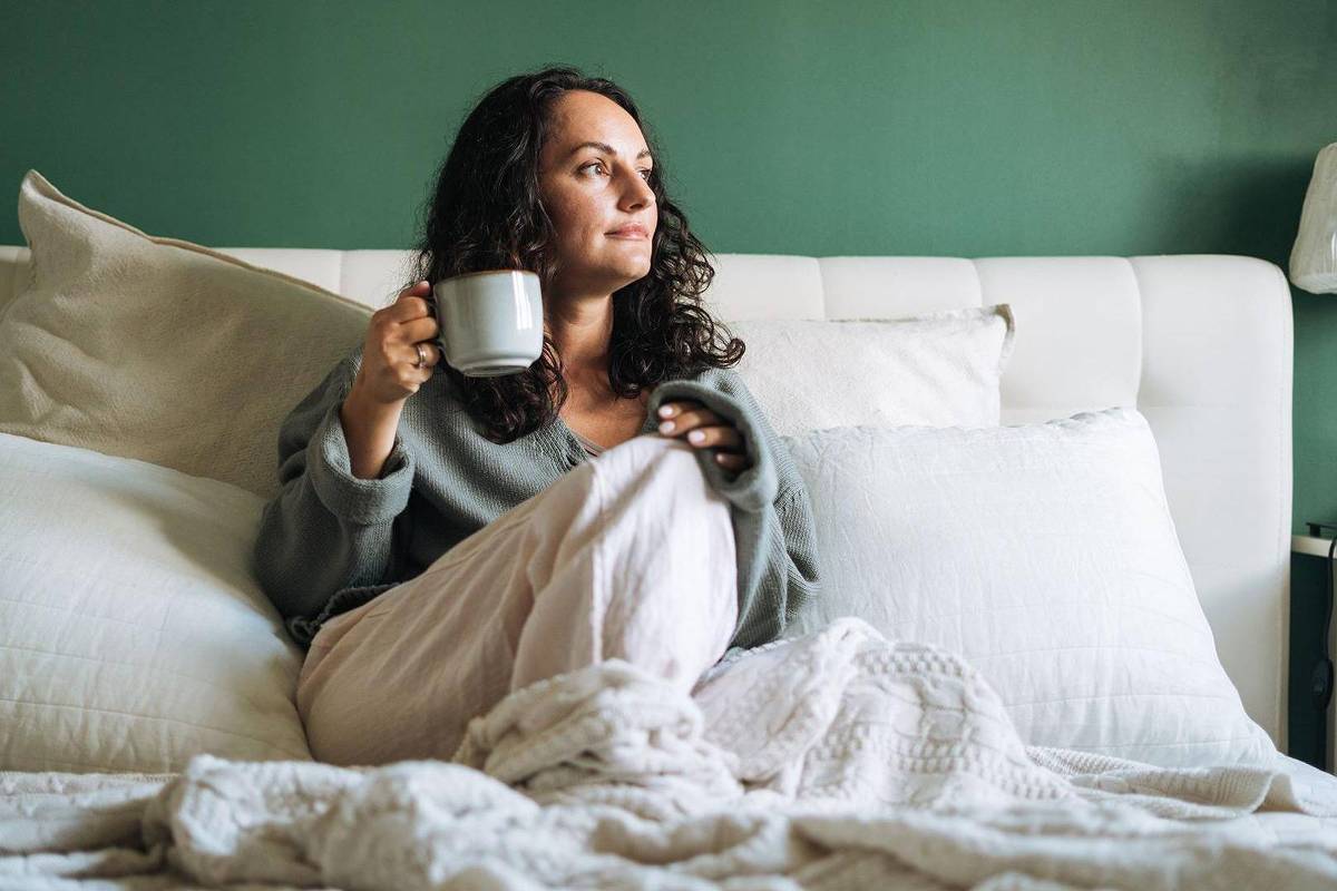 Fase lútea: entenda as mudanças hormonais que afetam a autoestima e o bem-estar