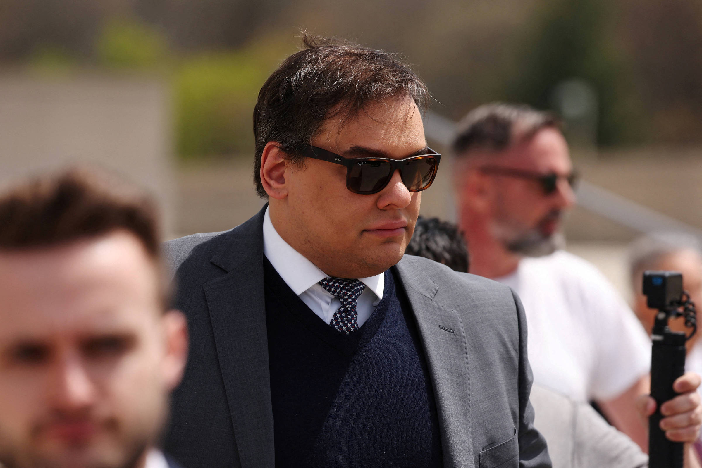 George Santos é multado em R$ 177 mil por manipular mercado de previsões nos EUA
