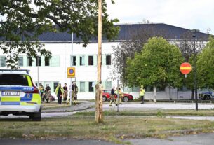 Invasão com espada em escola na Suécia: um morto e três feridos em Fagersta