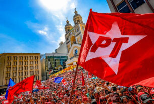 Jornalistas no Brasil: pesquisa revela que maioria esmagadora se identifica com a esquerda
