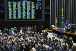 Judicialização da política: Lula recorre ao STF após recorde de vetos derrubados