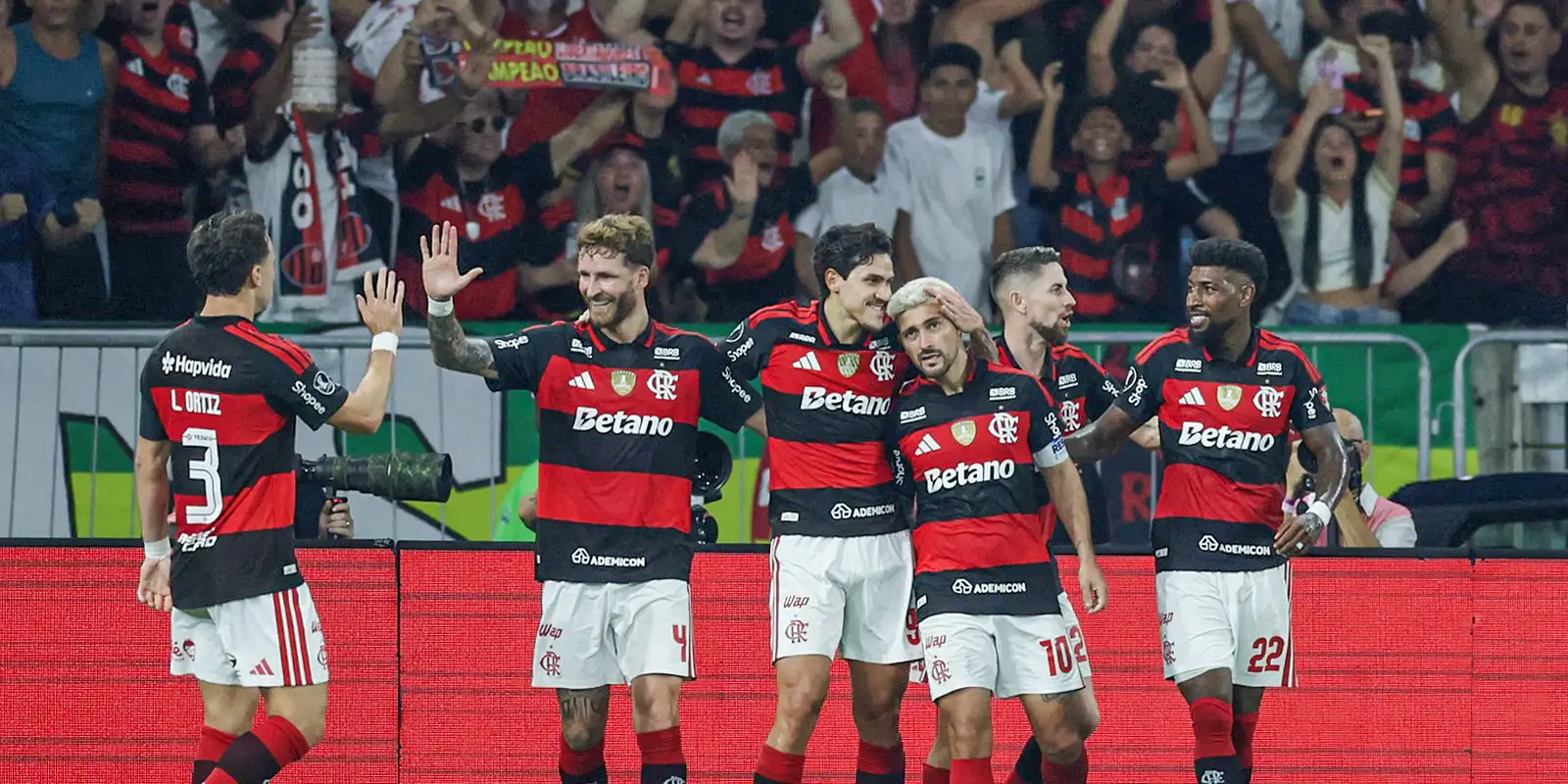 Libertadores: Flamengo vence Cruzeiro no Maracanã e segue na busca pelo penta