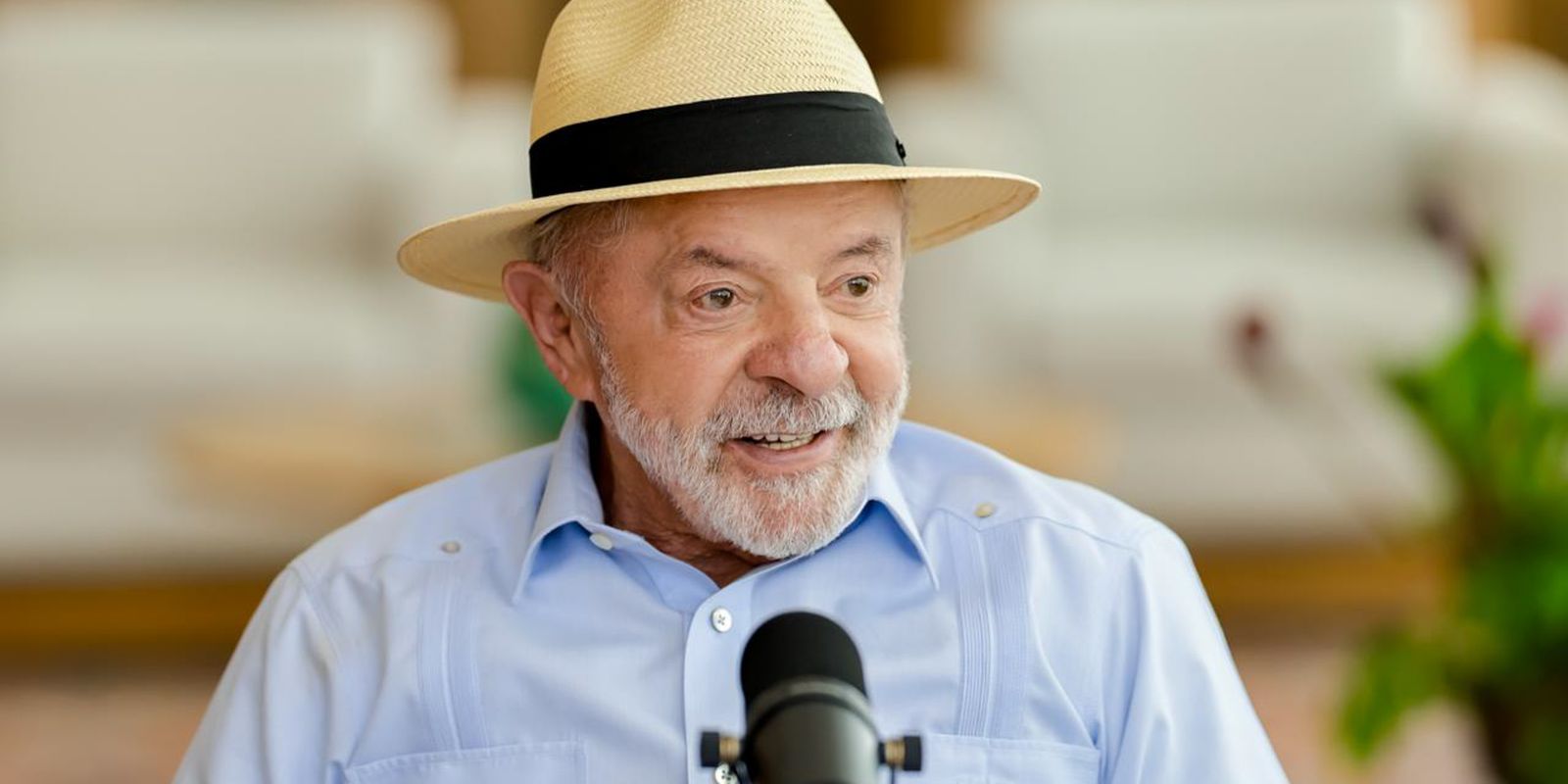 Lula oficializa candidatura à reeleição pelo PT com foco em agenda social