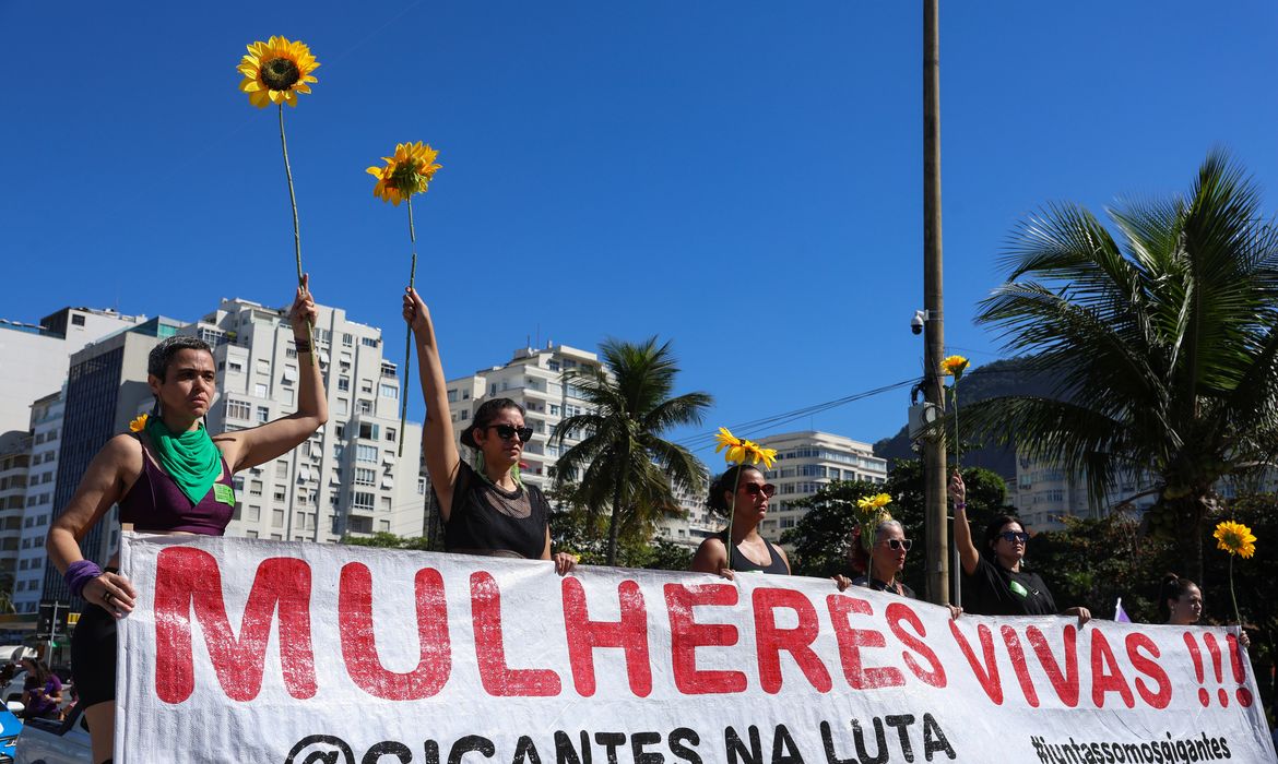 Mobilização nacional pressiona Câmara por votação do PL da Misoginia