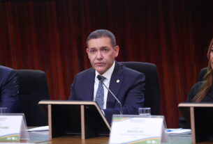 Nunes Marques trava julgamentos no TSE sobre remoção de posts contra Lula