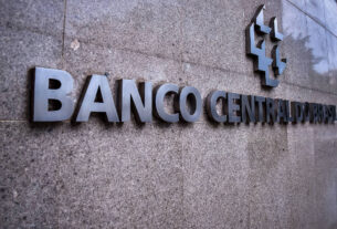 PIX internacional: China estabelece padrão enquanto Banco Central adia regulamentação