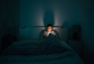 Privação de sono: os riscos à saúde e a rara exceção de quem dorme menos por genética