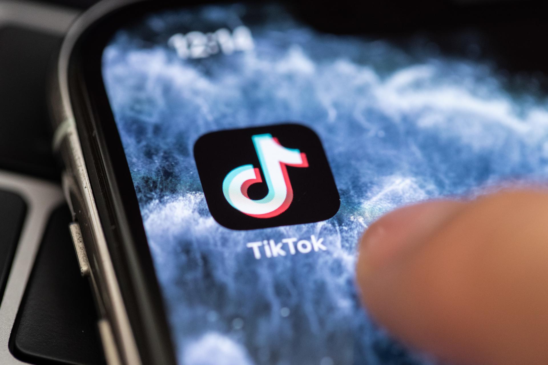 Suécia exige que redes sociais removam anúncios de recrutamento para o crime
