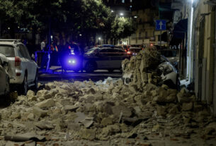 Terremoto de 4,7 atinge Nápoles, Itália, com 21 feridos e estragos em edificações