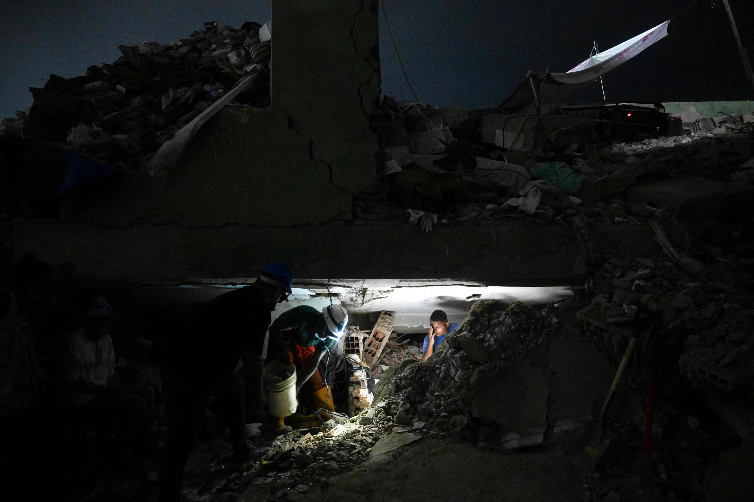 Terremotos na Venezuela: a busca por desaparecidos em meio ao silêncio oficial