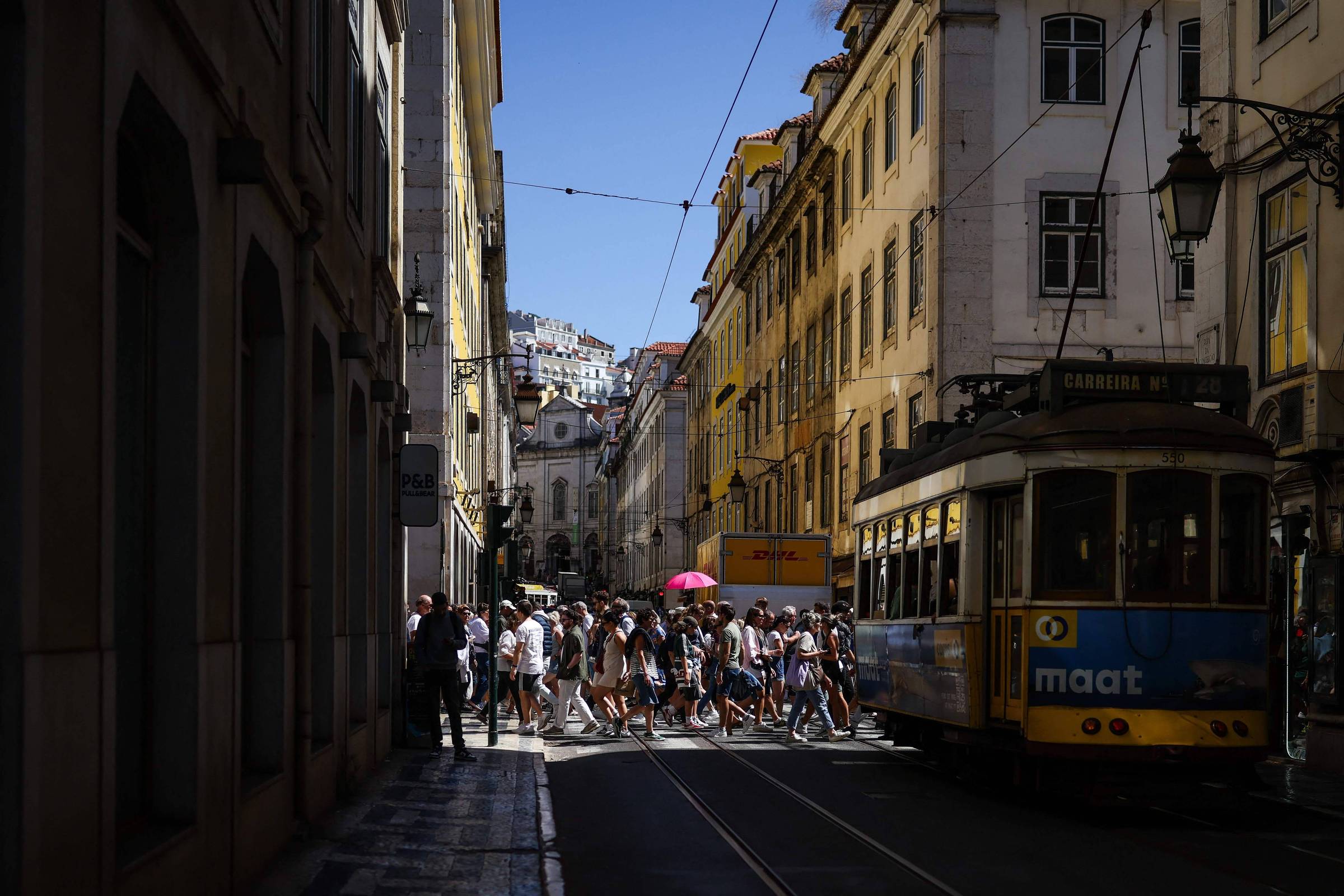 Turista sueca é baleada em plena luz do dia no centro histórico de Lisboa