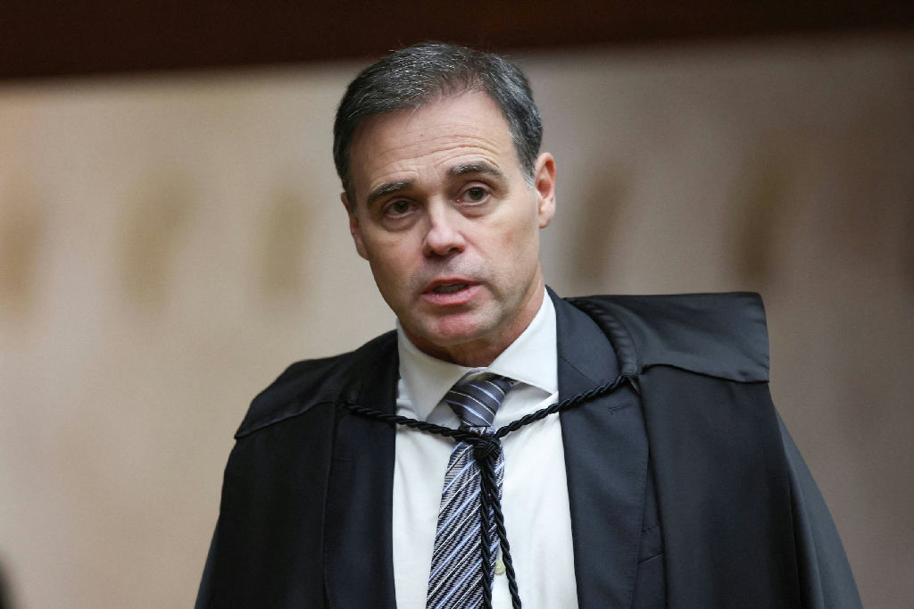 Além de Alexandre de Moraes, André Mendonça também é alvo de cobranças no Supremo